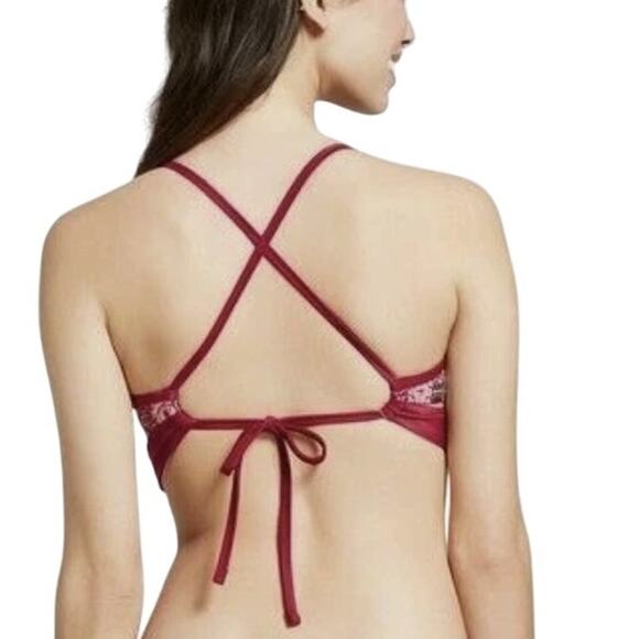 Shade & Shore Berry Red Floral Strappy Back Light Lift Bikini Top Sz 36 DDD NWT - Picture 4 of 7